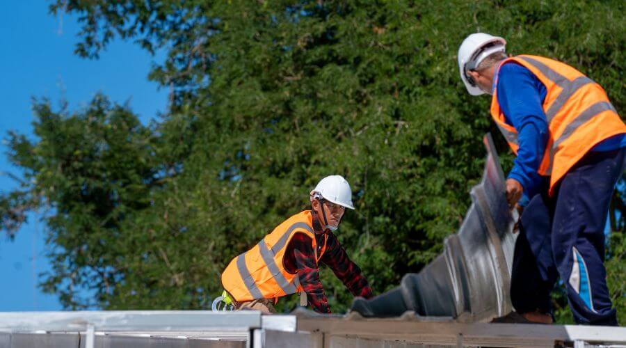 Professional gutter cleaning in Petroleum, IN